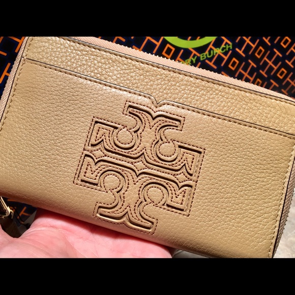 Tory Burch Handbags - Tory Burch Tan Leather Harper Zip Around Wallet